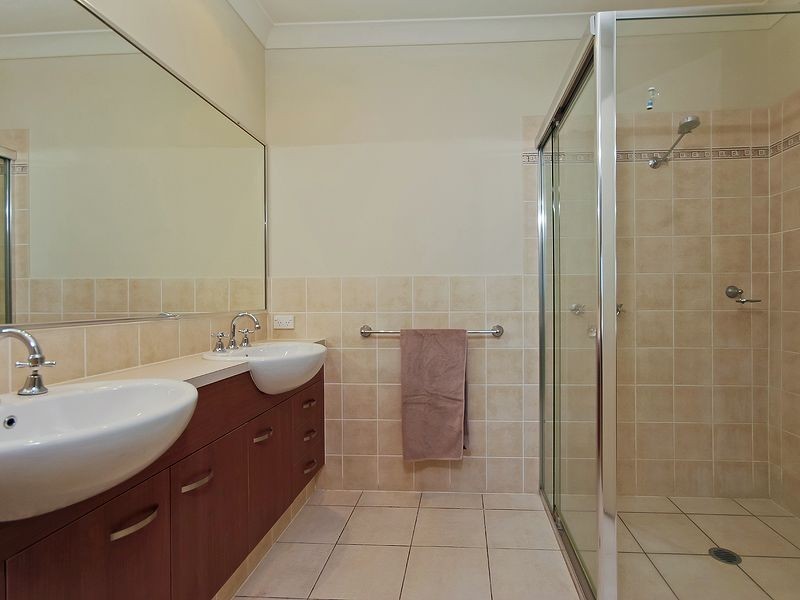11/27 Ranier Court, Varsity Lakes QLD 4227