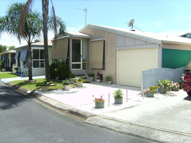 225/325 Reedy Creek Road, Burleigh Waters QLD 4220