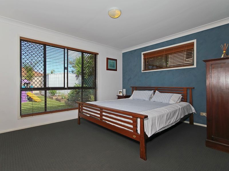 12 Coachwood Court, Burleigh Waters QLD 4220