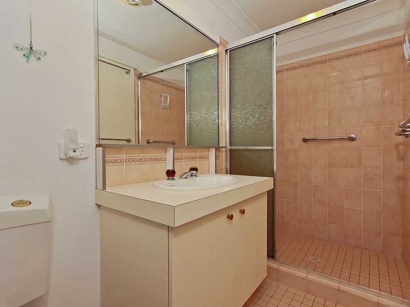 12 Coachwood Court, Burleigh Waters QLD 4220