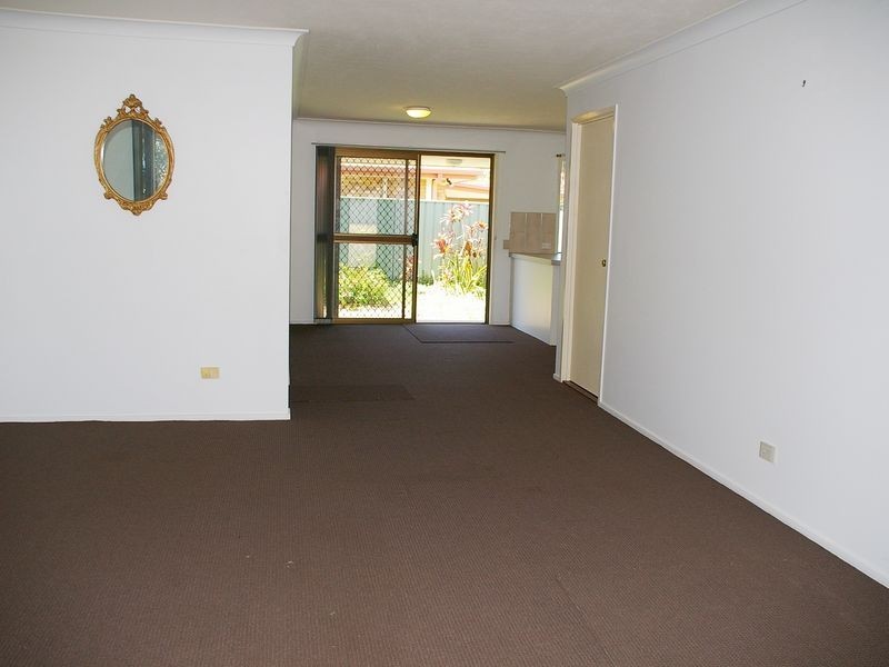 1/1 Snowgum Court, Burleigh Waters QLD 4220