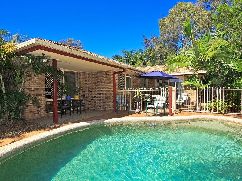 8 Maidstone Place, Robina QLD 4226