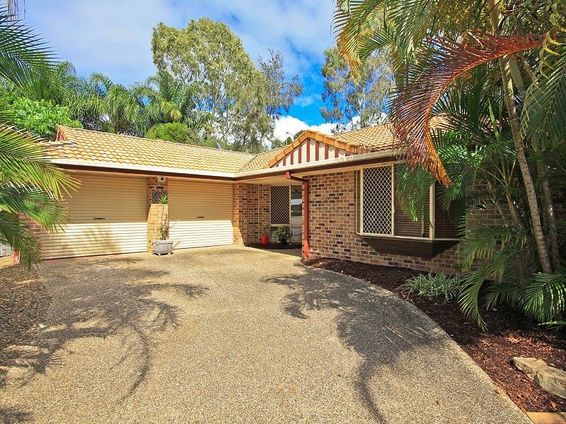 8 Maidstone Place, Robina QLD 4226