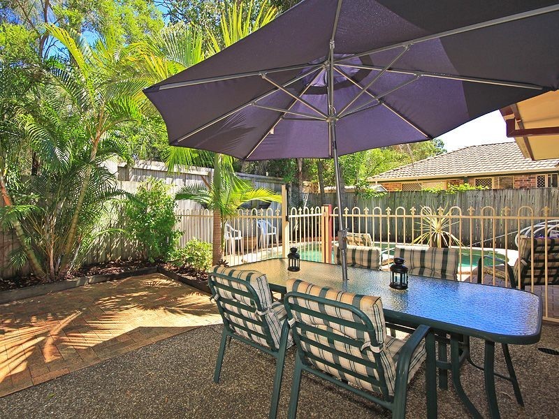 8 Maidstone Place, Robina QLD 4226