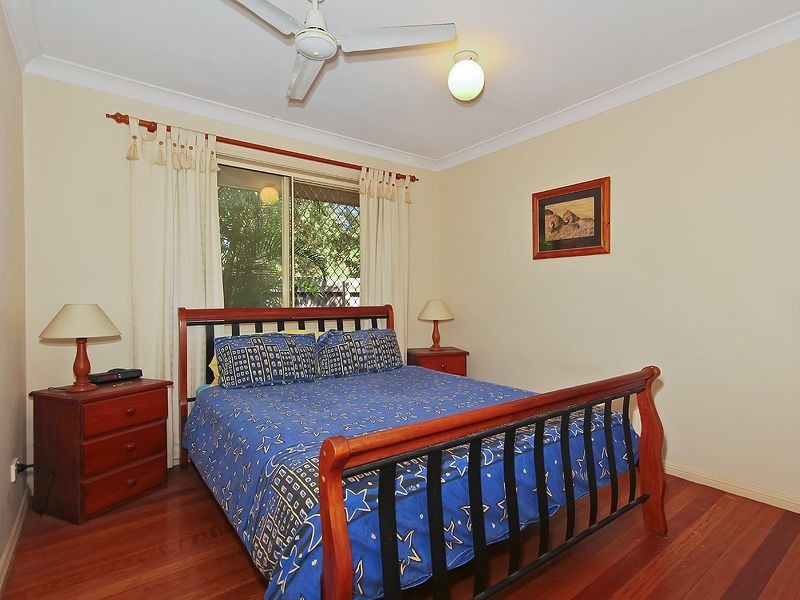 8 Maidstone Place, Robina QLD 4226