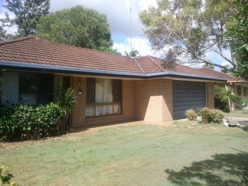 16 Pipit Parade, Burleigh Waters QLD 4220