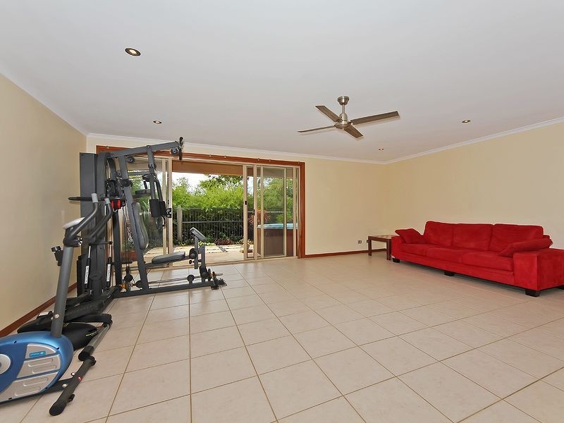 2/18 Bayswater Ave, Varsity Lakes QLD 4227