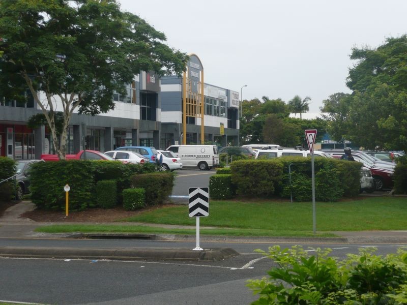 10/2 Executive Drive, Burleigh Waters QLD 4220