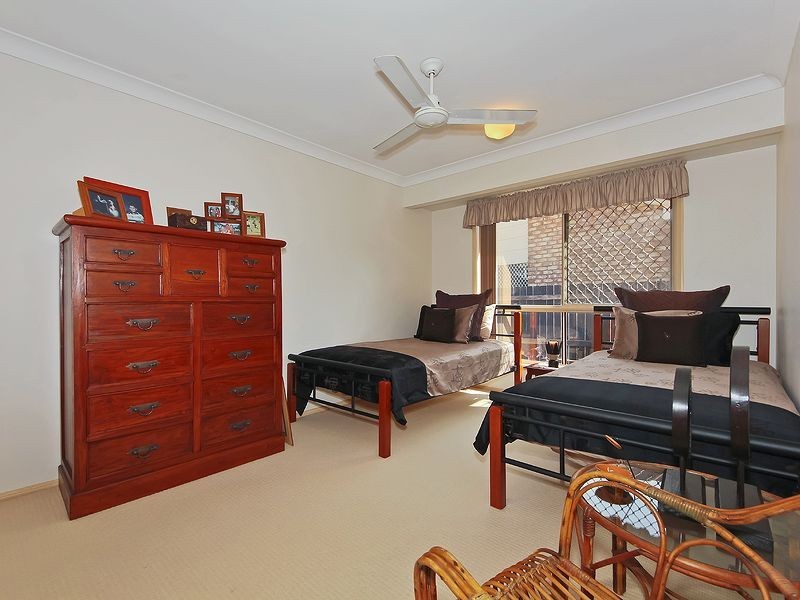 51 Auk Avenue, Burleigh Waters QLD 4220