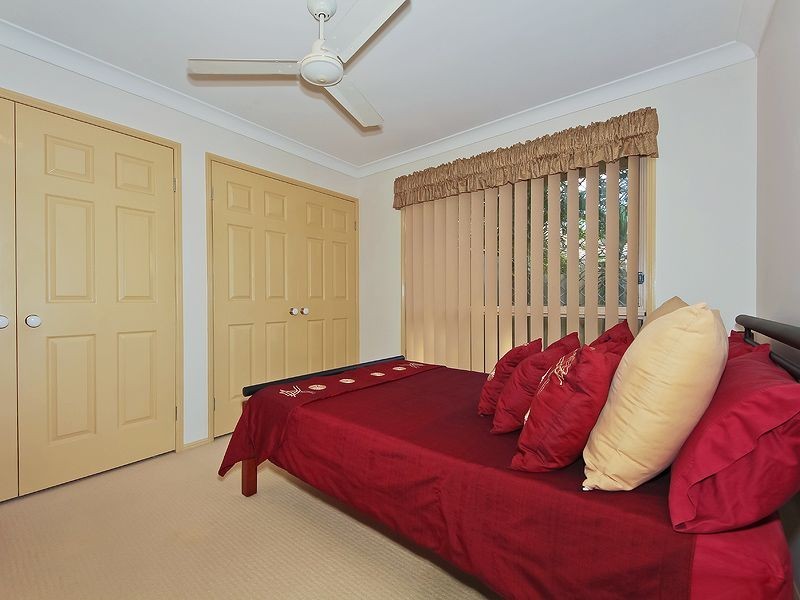 51 Auk Avenue, Burleigh Waters QLD 4220