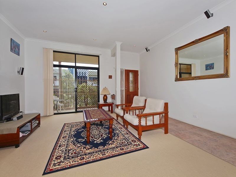 19 Bayswater Avenue, Varsity Lakes QLD 4227