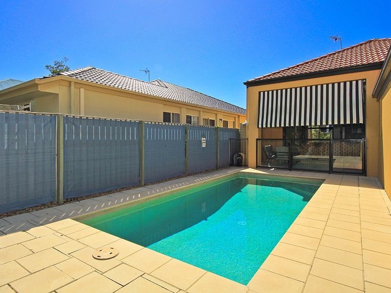 19 Bayswater Avenue, Varsity Lakes QLD 4227