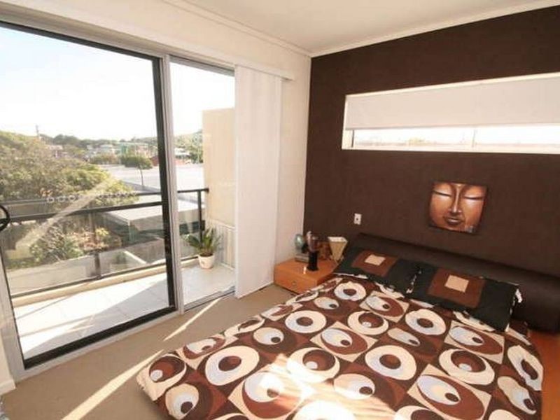 9/119 Sunshine Parade, Miami QLD 4220