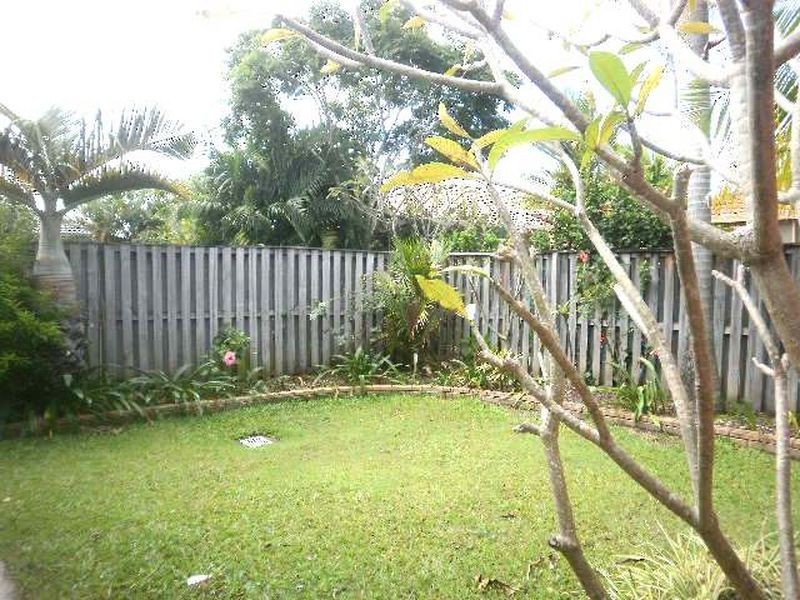 7 Ballerina Street, Burleigh Waters QLD 4220