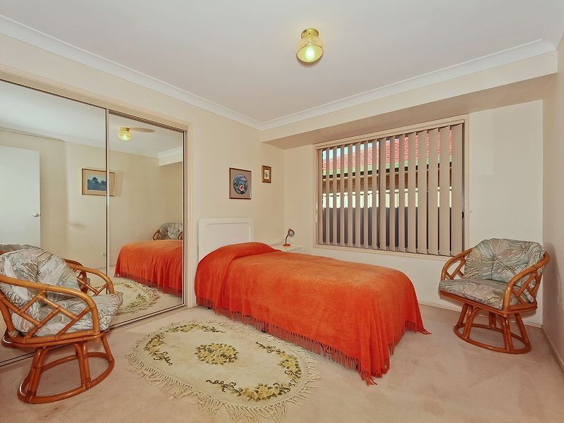 42 Dunlin Drive, Burleigh Waters QLD 4220