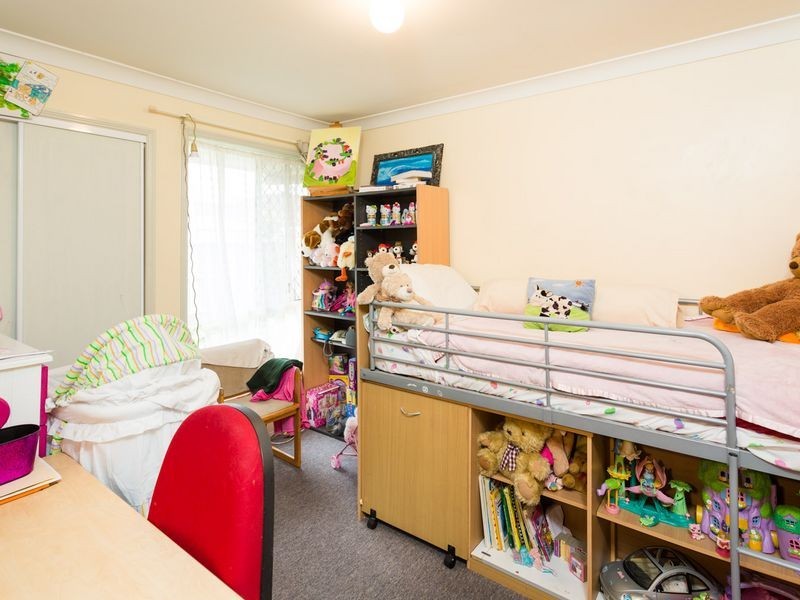 1/6 Felicia Ct, Burleigh Waters QLD 4220