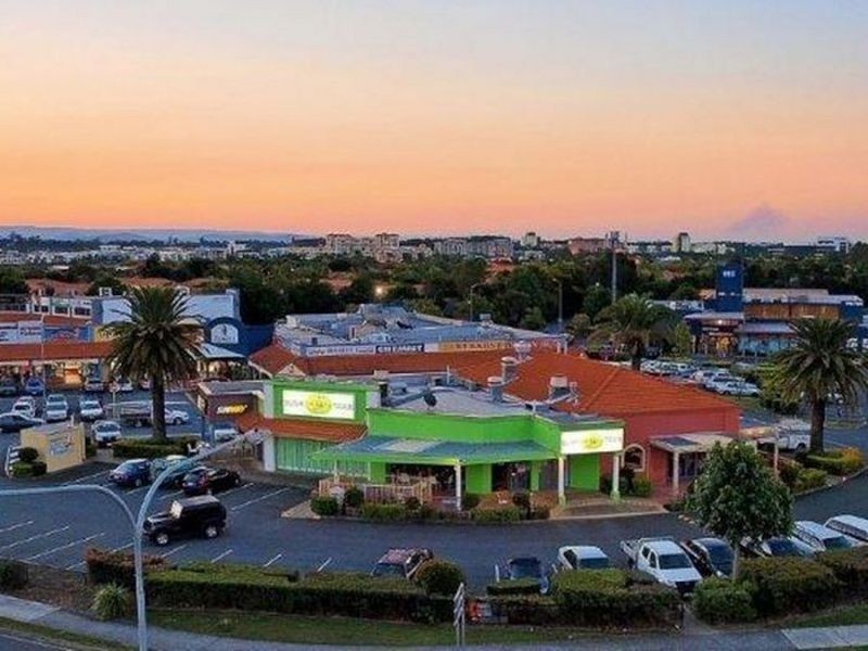 1/6 Felicia Ct, Burleigh Waters QLD 4220