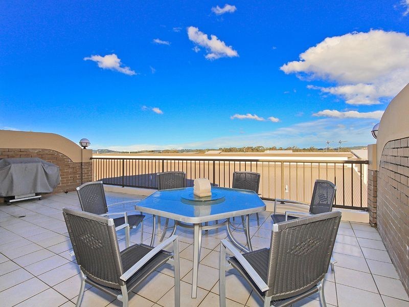 6/27 Ranier Crescent, Varsity Lakes QLD 4227