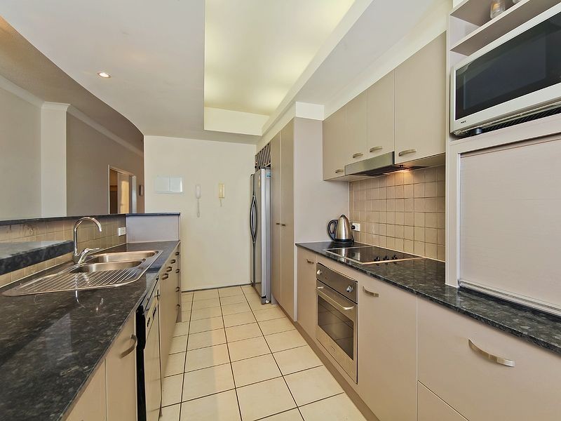 6/27 Ranier Crescent, Varsity Lakes QLD 4227
