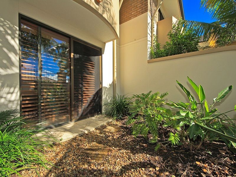 6/27 Ranier Crescent, Varsity Lakes QLD 4227
