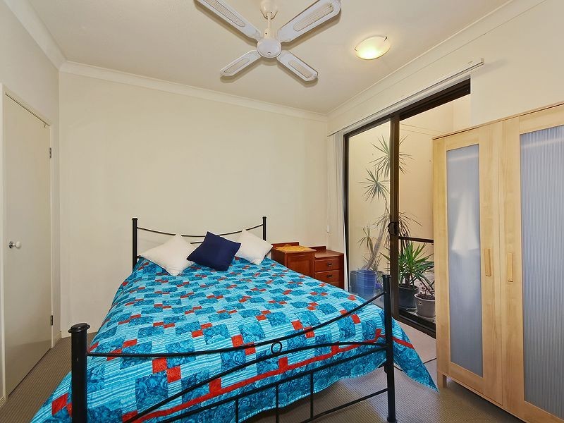 6/27 Ranier Crescent, Varsity Lakes QLD 4227