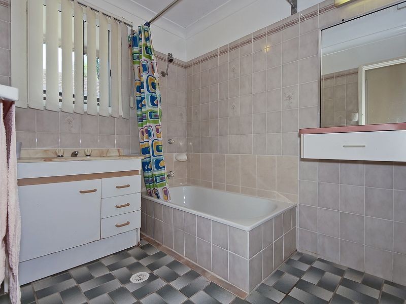 28 Bunyip Street, Burleigh Heads QLD 4220