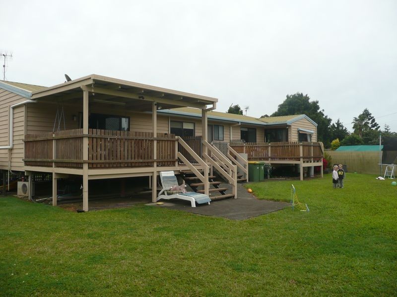 36 Larch St, Tallebudgera QLD 4228