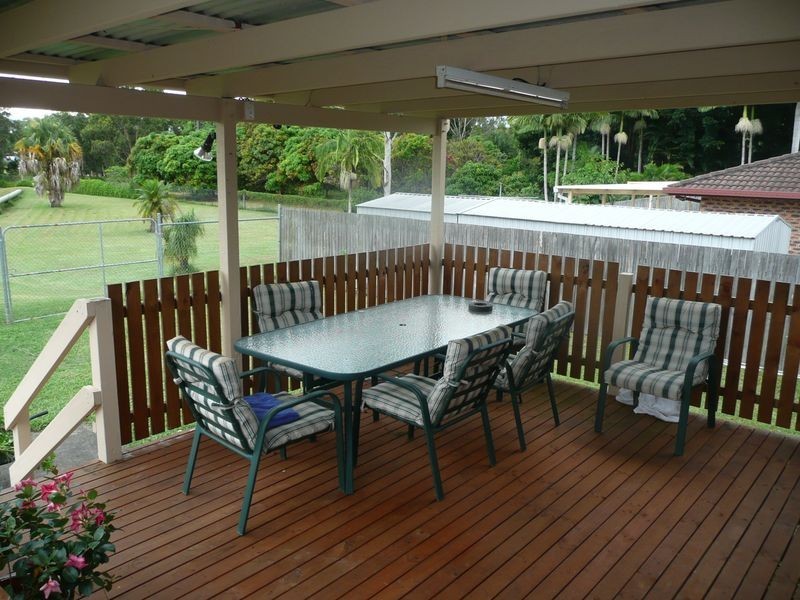 36 Larch St, Tallebudgera QLD 4228