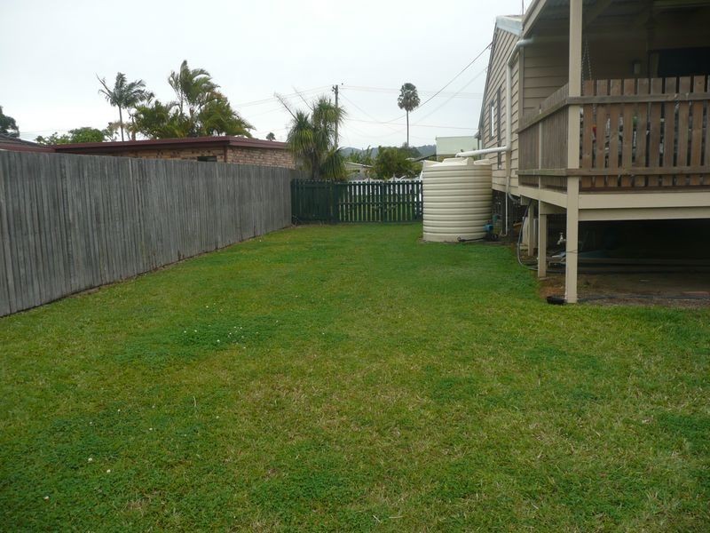 36 Larch St, Tallebudgera QLD 4228