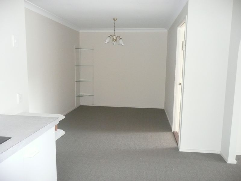 1/3 Flora Close, Burleigh Waters QLD 4220