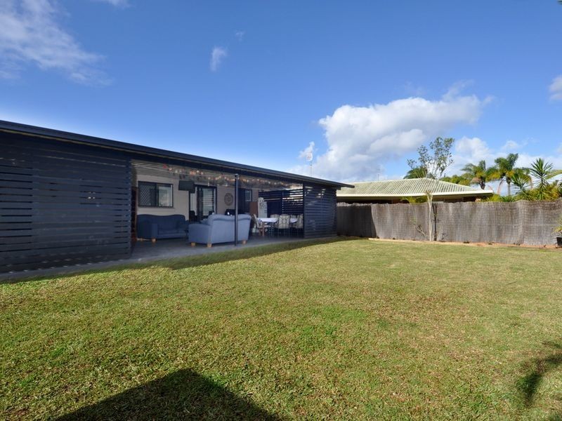 19 Dunlin Drive, Burleigh Waters QLD 4220