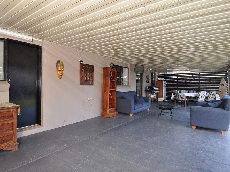 19 Dunlin Drive, Burleigh Waters QLD 4220