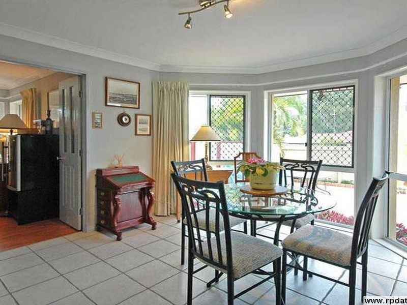 2 Sirec Way, Burleigh Heads QLD 4220