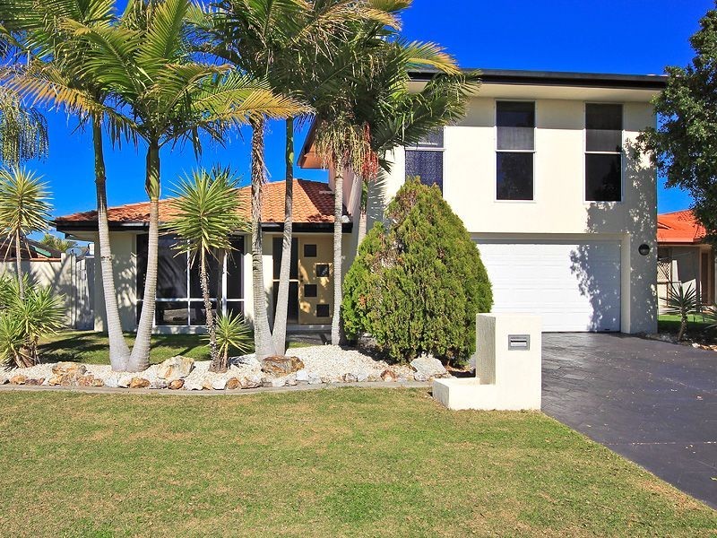 4 Rice Place, Varsity Lakes QLD 4227