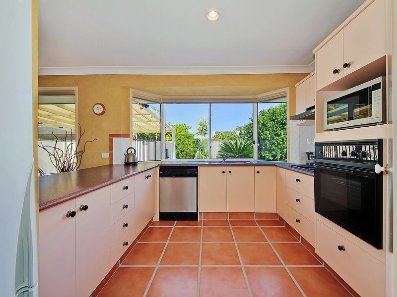 4 Rice Place, Varsity Lakes QLD 4227