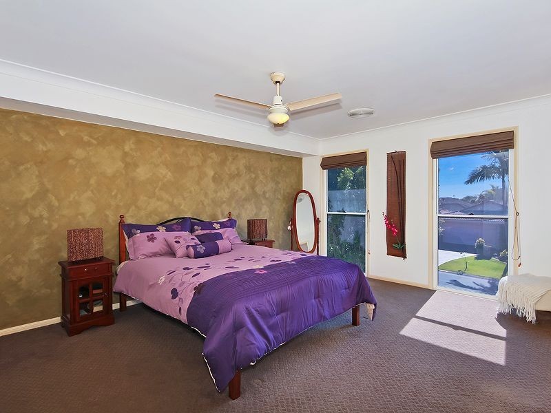 4 Rice Place, Varsity Lakes QLD 4227