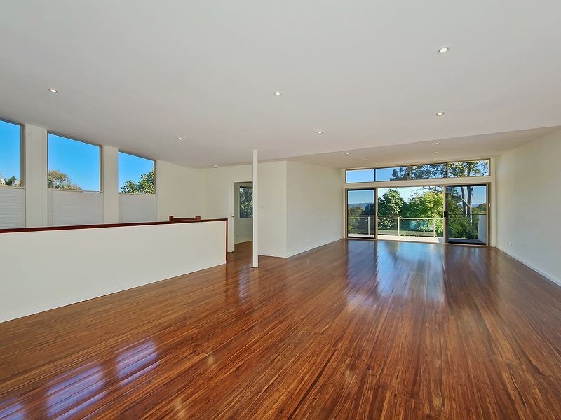 8 Reserve Street, Burleigh Heads QLD 4220