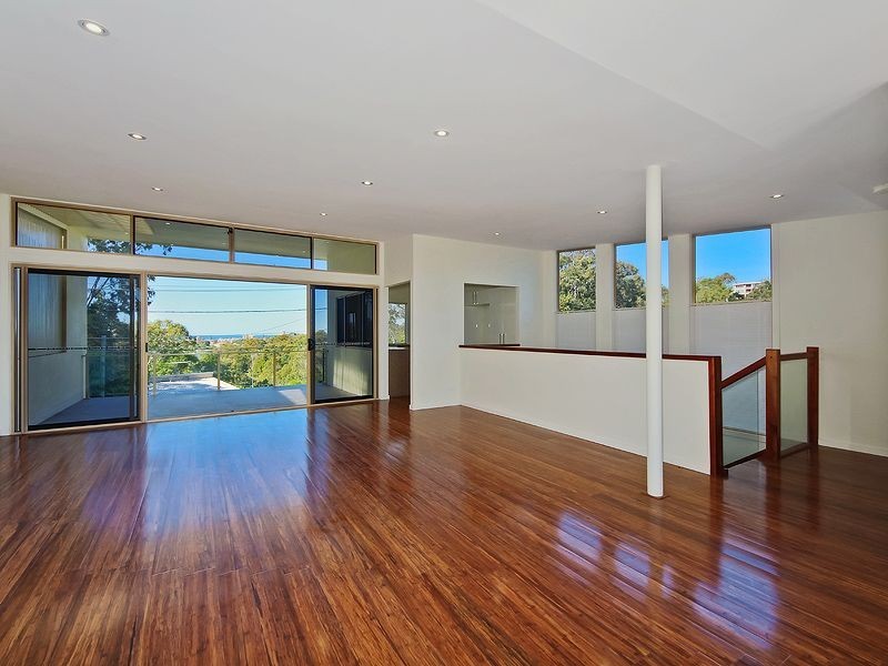 8 Reserve Street, Burleigh Heads QLD 4220