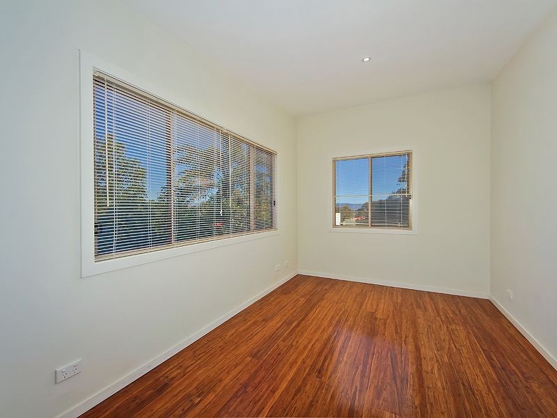8 Reserve Street, Burleigh Heads QLD 4220