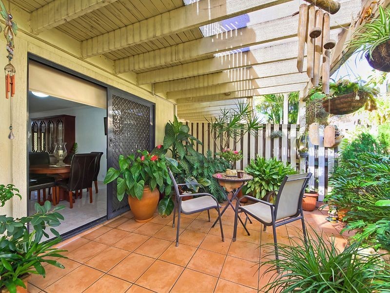 5/6-8 Warbler Pde, Varsity Lakes QLD 4227