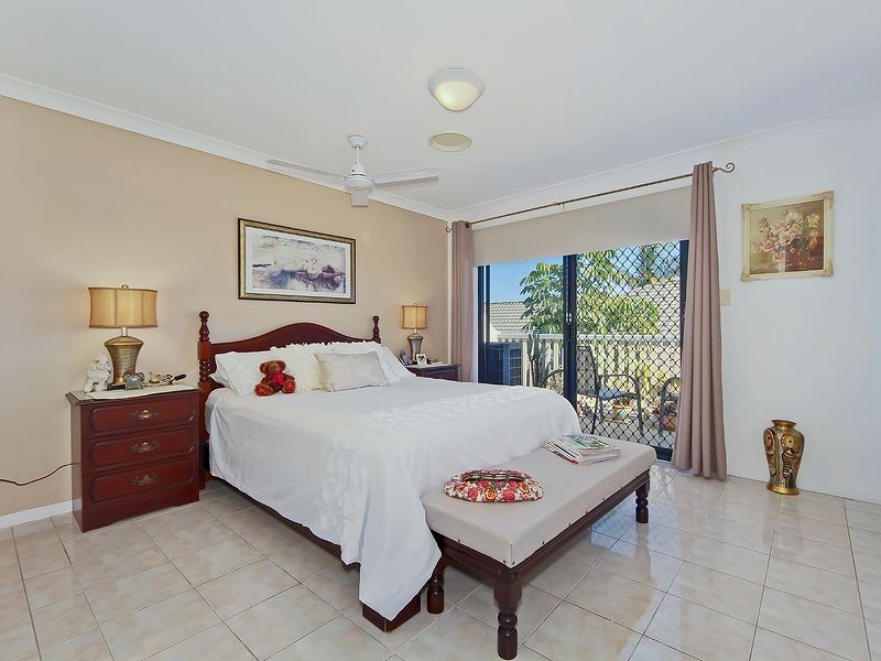 5/6-8 Warbler Pde, Varsity Lakes QLD 4227