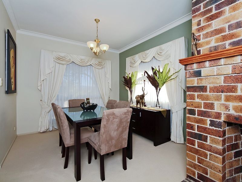 16 Outrigger Dr, Robina QLD 4226