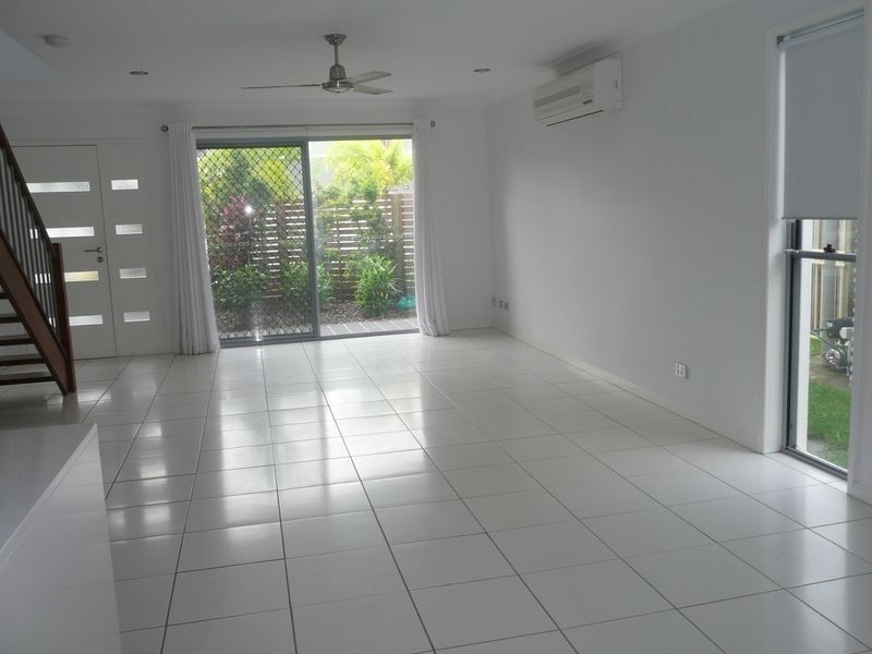 36 Barcelona Way, Burleigh Waters QLD 4220