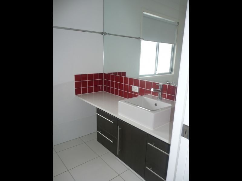 36 Barcelona Way, Burleigh Waters QLD 4220