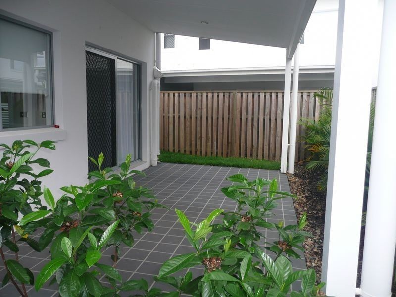 36 Barcelona Way, Burleigh Waters QLD 4220