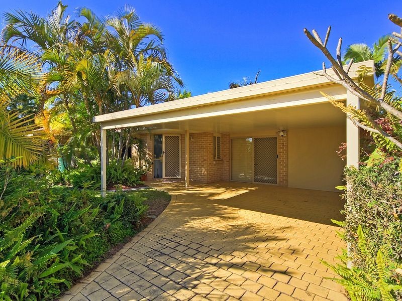 6 Yodelay Street, Varsity Lakes QLD 4227