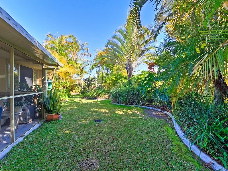 6 Yodelay Street, Varsity Lakes QLD 4227