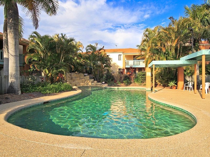 8/1 Warbler Parade, Varsity Lakes QLD 4227