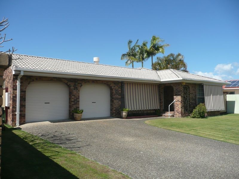 20 Pintail Cr, Burleigh Waters QLD 4220
