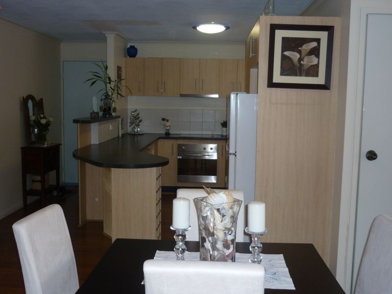 8/26 Stephens St, Burleigh Heads QLD 4220